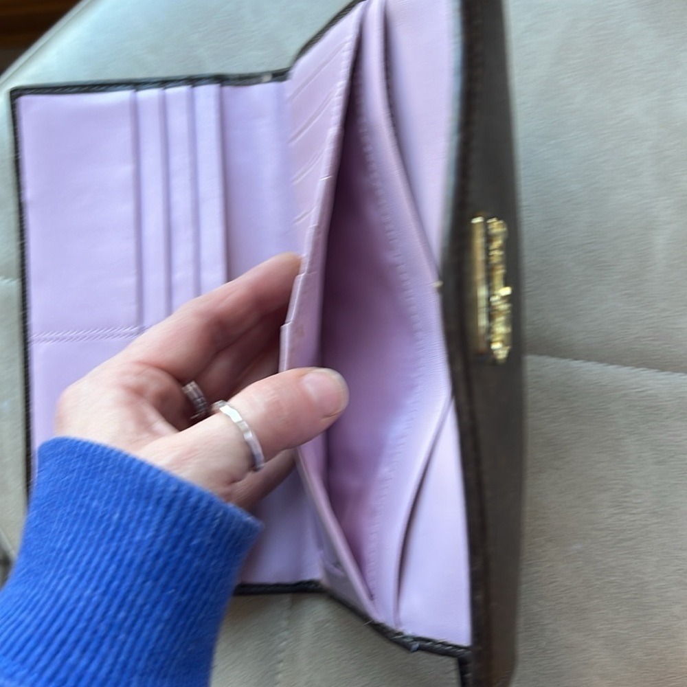 EUC COACH WALLET - Picture 7 of 11